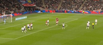 1742856163337089729.gif 英拉38.gif