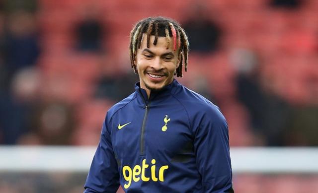 开云体育-【英超】凯恩点射 热刺客场1比1战平10人南安普敦